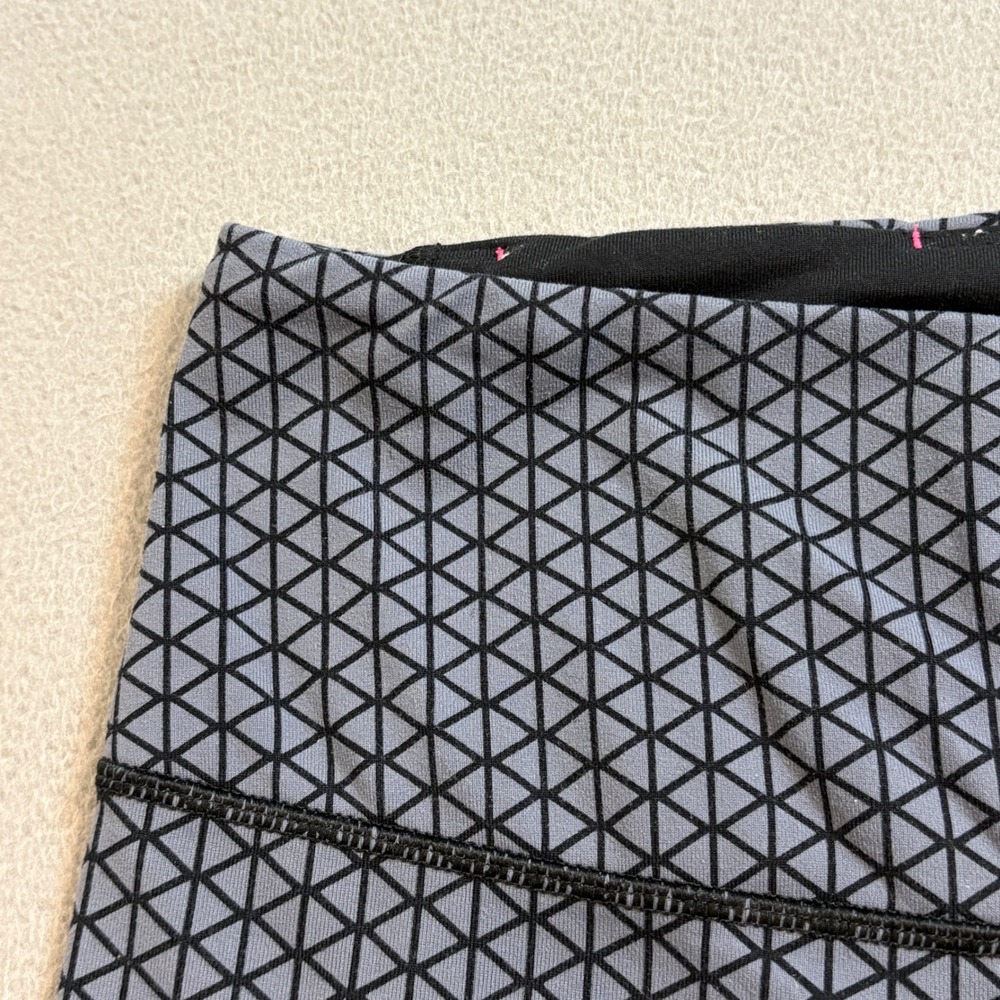Victoria's Secret VSX Sport Leggings Women Small Gray Geometric Athletic Pants - Picture 4 of 12